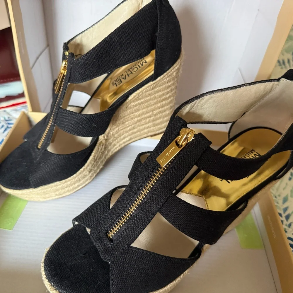 Michael Kors Black and Gold “Damita” Wedge Sandals size 7